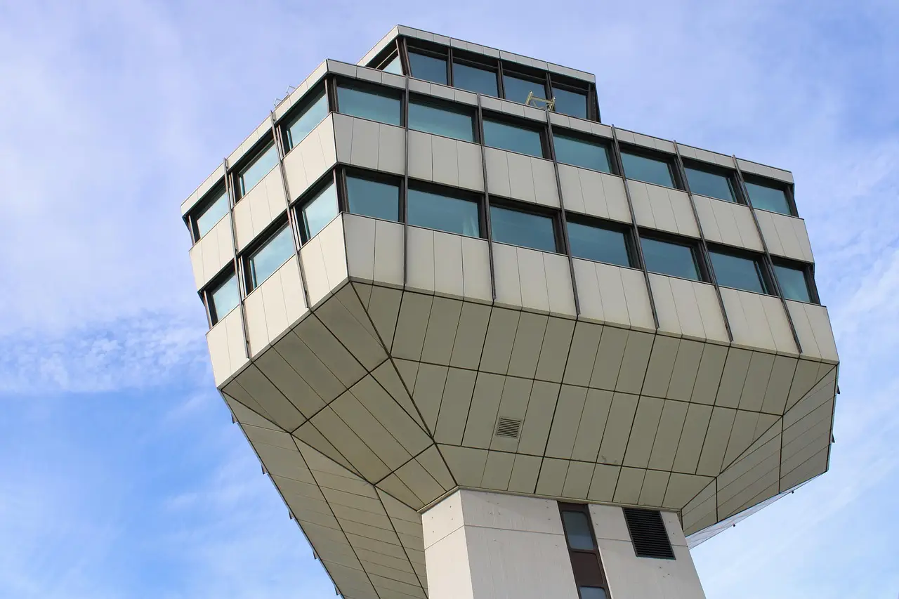 ServiceNow AI Control Tower: Selling a penthouse while building the frame - SiliconANGLE