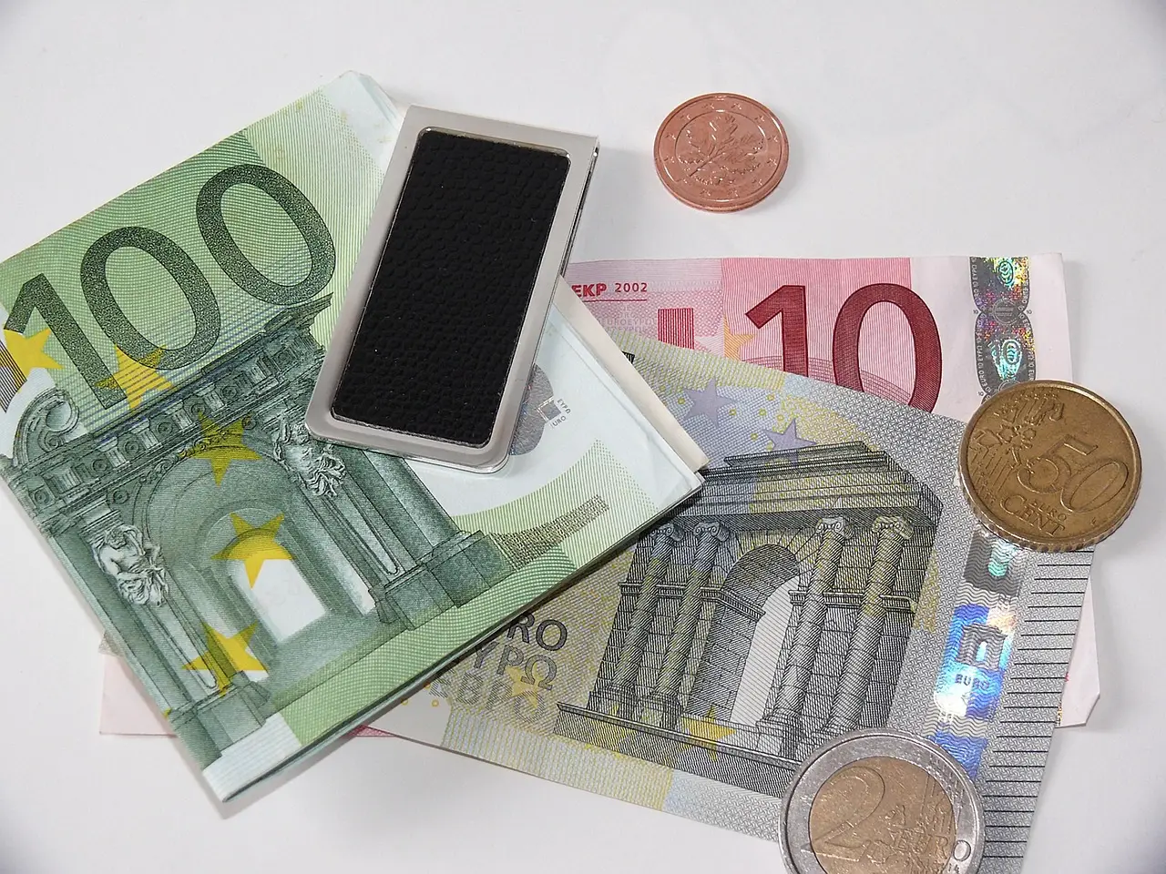 Bridging the gap between finance and revenue operations - CFO.com